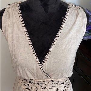 CUTE FREE PEOPLE TANK TOP!! 🌻🌻🌻